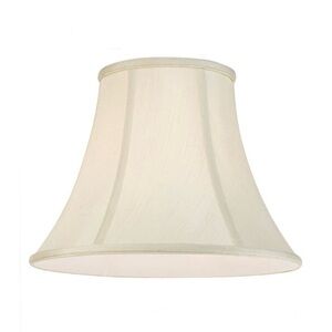 NWOT Springcrest Ginna Crème Bell Lamp Shade
7x14x11 (Spider)